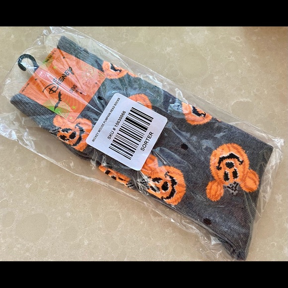 Mickey Mouse🎃Socks - Picture 7 of 7